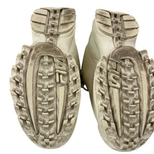 Load image into Gallery viewer, Fila Disruptor 2 Sneaker