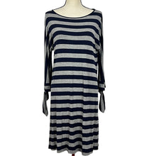 Load image into Gallery viewer, Soft Surroundings Relaxed Fit Dress Size Small