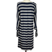 Load image into Gallery viewer, Soft Surroundings Relaxed Fit Dress Size Small