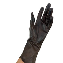 Load image into Gallery viewer, Vintage 1950s 1960s Dark Brown Leather Gloves Mid Length 6.5