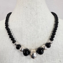 Load image into Gallery viewer, Vintage 925 Black Onyx Graduated Bead Necklace 18"