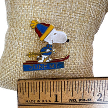 Load image into Gallery viewer, Vintage SNOOPY SKI PIN June Mountain California Hat Pin Lapel, Collectible VV120