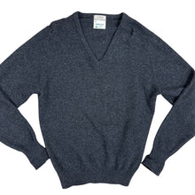 Load image into Gallery viewer, Vintage L.L. Bean Gray Wool V-Neck Sweater Size Large