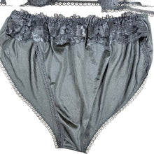Load image into Gallery viewer, Alana Gale Vintage Nylon and Lace Trim Nightie Set Size Medium
