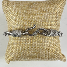Load image into Gallery viewer, Vintage Sterling Silver Braided Chain Bracelet 7 1/4"