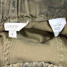 Load image into Gallery viewer, J Crew 100% Cotton Camo Floral Pant Size 4/28
