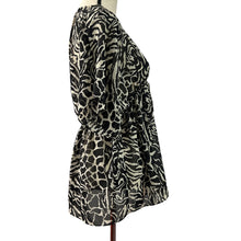 Load image into Gallery viewer, Bisou Bisou Beach Cover Up Leopard Print Mid Length Robe Size Large