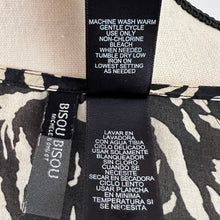 Load image into Gallery viewer, Bisou Bisou Beach Cover Up Leopard Print Mid Length Robe Size Large