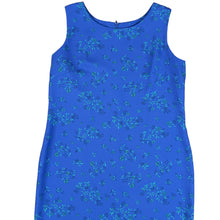 Load image into Gallery viewer, Leslie Faye Dresses Petite Blue Floral Sleeveless Dress Size 12P