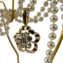 Load image into Gallery viewer, Vintage SAL Pearl with Pendant Floral Necklace High Quality Faux Costume Jewelry