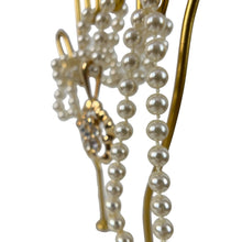 Load image into Gallery viewer, Vintage SAL Pearl with Pendant Floral Necklace High Quality Faux Costume Jewelry