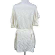 Load image into Gallery viewer, VTG Lucie Ann Satin & Lace Robe Size Medium USA