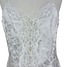 Load image into Gallery viewer, VTG White Satin & Lace Nighty Size Large