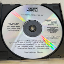 Load image into Gallery viewer, Getz AU Go Go The New Stan Getz Quartet Featuring Astrud Gilberto