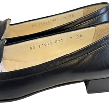 Load image into Gallery viewer, Salvatore Ferragamo Black Leather Gancini Logo Loafers Size 7 Narrow 4A