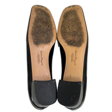 Load image into Gallery viewer, Salvatore Ferragamo Black Leather Gancini Logo Loafers Size 7 Narrow 4A