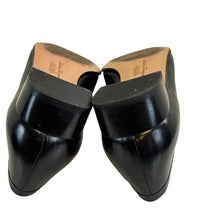 Load image into Gallery viewer, Salvatore Ferragamo Black Leather Gancini Logo Loafers Size 7 Narrow 4A