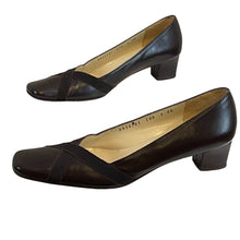 Load image into Gallery viewer, Salvatore Ferragamo Lais Brown Leather Low Heel Pump Size 7 4A Narrow