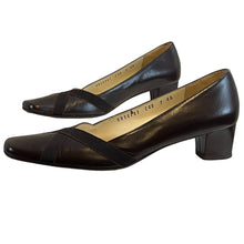 Load image into Gallery viewer, Salvatore Ferragamo Lais Brown Leather Low Heel Pump Size 7 4A Narrow