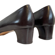 Load image into Gallery viewer, Salvatore Ferragamo Lais Brown Leather Low Heel Pump Size 7 4A Narrow