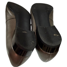 Load image into Gallery viewer, ARA Two Tone Cap Toe Ballet Flats Size 7.5