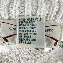 Load image into Gallery viewer, Vintage Orvis Christmas Sweater Size 14/16