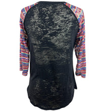 Load image into Gallery viewer, Southern Grace Black 3/4 Sleeve Tee With Cross Size Medium