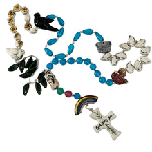 Load image into Gallery viewer, Noah's Ark Ceramic Necklace 15"