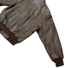 Load image into Gallery viewer, New Zealand Outback VTG 90s Brown Leather Bomber Jacket Medium