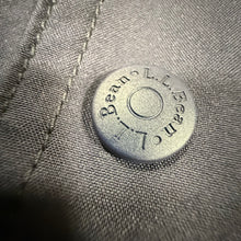 Load image into Gallery viewer, VTG 1990s L.L. Bean Two-Tone Navy/Forest Green Blue Windbreaker Jacket Size L