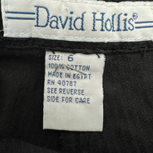 Load image into Gallery viewer, Vintage 100% Cotton Long Corduroy Shorts Size 26