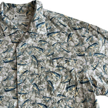 Load image into Gallery viewer, Columbia All Over Fish Short Sleeve Button-Up Shirt Size L