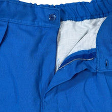 Load image into Gallery viewer, 1980s Pleat Front Blue Linen Shorts Size 36