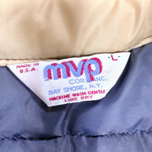 Load image into Gallery viewer, Vintage 70s Branded Puffer Vest Large