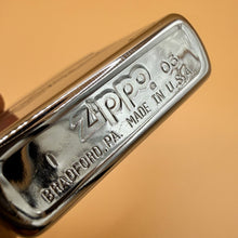 Load image into Gallery viewer, Y2K Zippo Harley Davidson Chrome Lighter with Harley Leather Belt Pouch