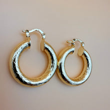 Load image into Gallery viewer, 80s Gold Tone Diamond Cut Thick Tube Hoop Earrings Chevron Etched