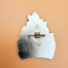 Load image into Gallery viewer, Vintage Soviet USSR Enamel Pin Moscow Kremlin Landmark Badge