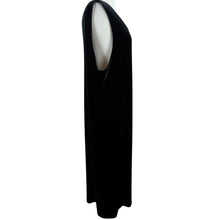 Load image into Gallery viewer, Long Black Sleeveless Velvet Dress Size 2XL
