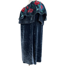 Load image into Gallery viewer, Umgee Embroidered Velvet Mini Dress Size Small