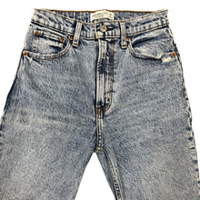 Load image into Gallery viewer, Abercrombie & Fitch 90s Straight Ultra High Riise Jeans Size 26
