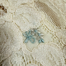 Load image into Gallery viewer, VTG 50s Lace Trim Ivory Slip Dress Blue Floral Embroidery Size Medium