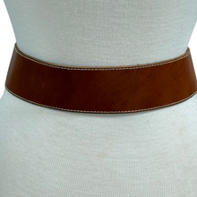 Load image into Gallery viewer, 90s Tan Leather Gold Buckle Wide Cinch Belt XS