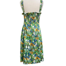 Load image into Gallery viewer, Vintage 1970s Floral Cotton Sundress with Built-In Bra ILGWU Medium