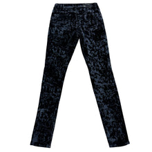 Load image into Gallery viewer, Joe’s Jeans The Skinny Velvet Size 26 Black