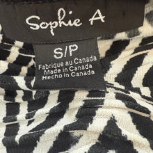 Load image into Gallery viewer, VTG 90s Geometric Long Sleeve Black & White Top Size Small P