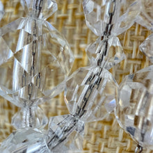 Load image into Gallery viewer, Vintage Crystal Quartz Graduated Bead Necklace 18"