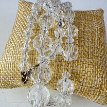 Load image into Gallery viewer, Vintage Crystal Quartz Graduated Bead Necklace 18"
