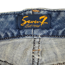 Load image into Gallery viewer, Y2K Low-rise Seven7 Jean Shorts Size 2