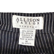 Load image into Gallery viewer, VTG Embroidered Flat Front Pant Size 16