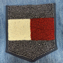 Load image into Gallery viewer, VTG Tommy Hilfiger Flag Pocket Denim Shirt Size Medium